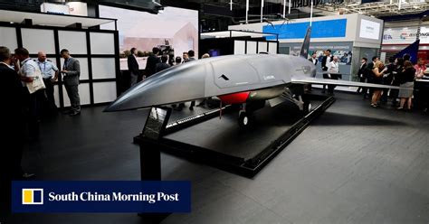 US Air Force F-47 with drone wingmen over South China Sea skies