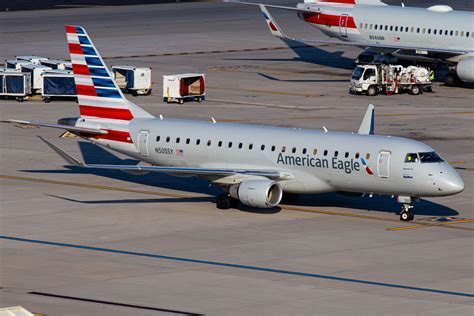 US Airways Embraer 190 at Phoenix Sky Harbor International Airport