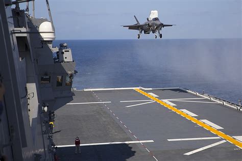 USMC F-35B vertical landing