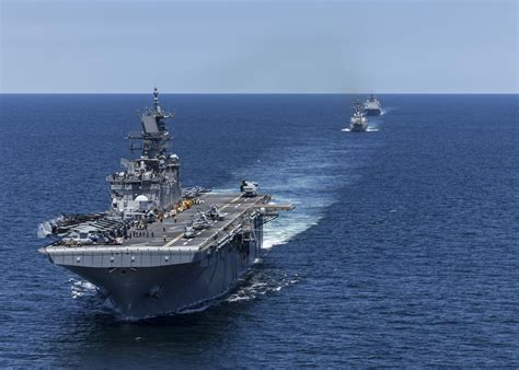 USS Iwo Jima ARG sailing in formation during COMPTUEX exercises