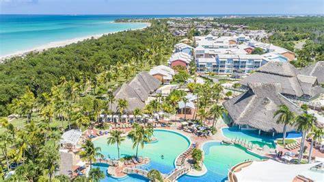 Varadero Cuba beach resort coastline where Air Canada suspended nonstop Toronto flights