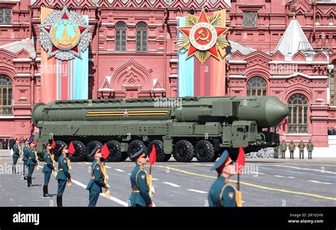 Victory Day parade 2025 showing Yars missile launchers and military aviation in Red Square