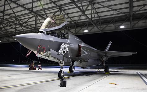 Virgin Atlantic Airbus A350 aircraft and Royal Air Force F-35B fighter pilot recruitment