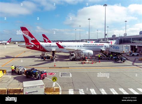 Virgin Australia aircraft at Terminal 3, Melbourne Airport