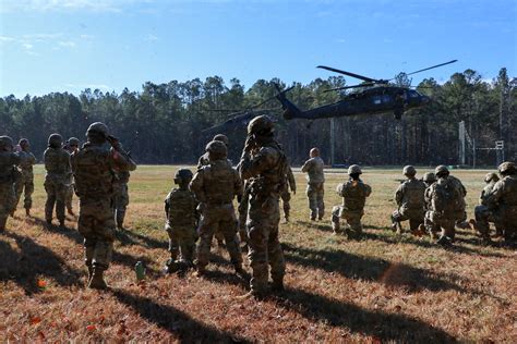 virginia army national guard helicopters at richmond international airport
