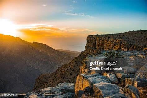 visitors enjoying sunset at jebel shams under new 14-day visa-free travel scheme