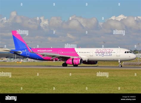 Wizz Air UK Airbus A321 at London Luton Airport