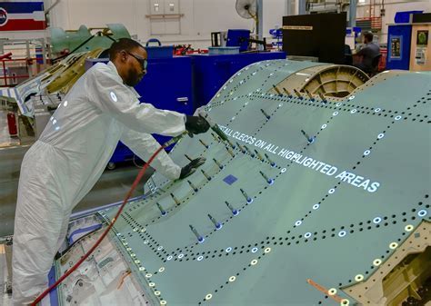 Workers assembling F-35 radar components facing parts shortages at Fort Worth plant, 2024
