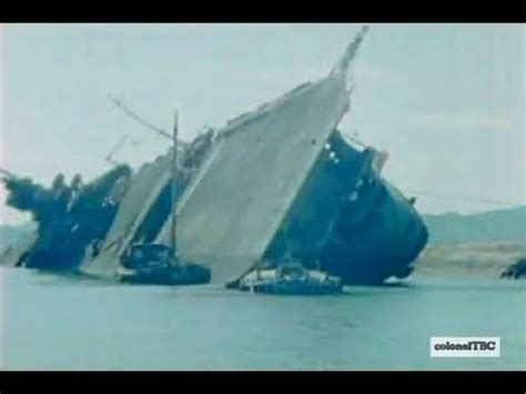 wrecked Japanese carrier Amagi capsized Kure harbor 1945