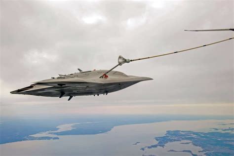 X-47B successfully connecting to tanker during aerial refueling test