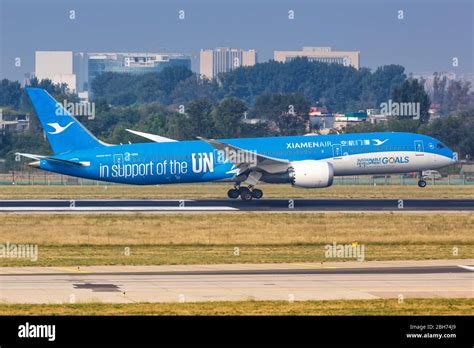 XiamenAir Boeing 787-9 Dreamliner in SkyTeam livery