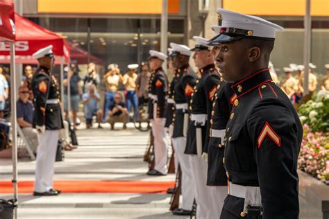 young Marines attending Marine Week events in Nashville